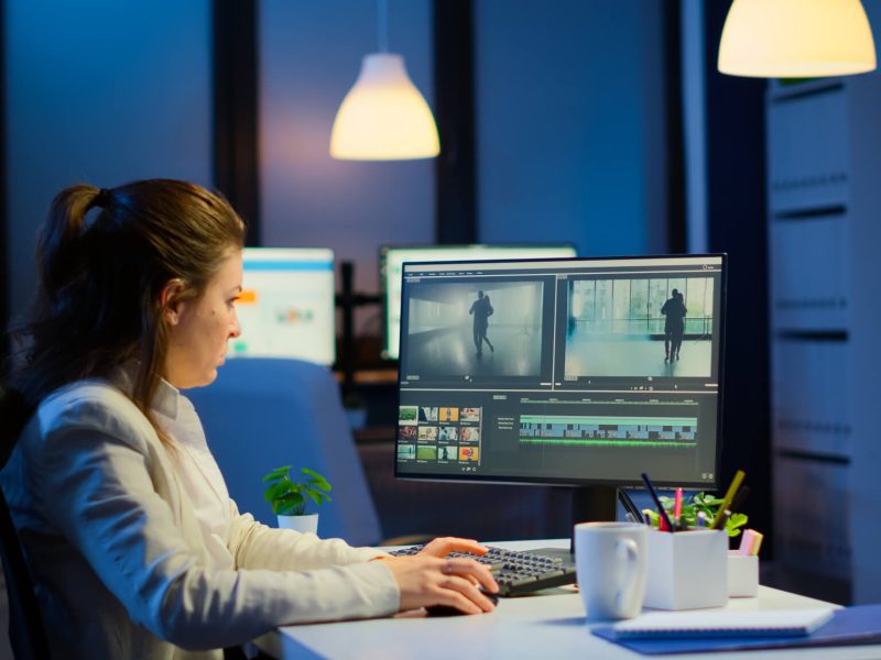 women working on computer
